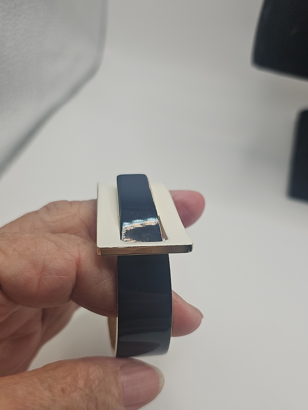 Slim Rectangular Smart Bracelet in Dark Blue with Gold Accent. Minamaist
